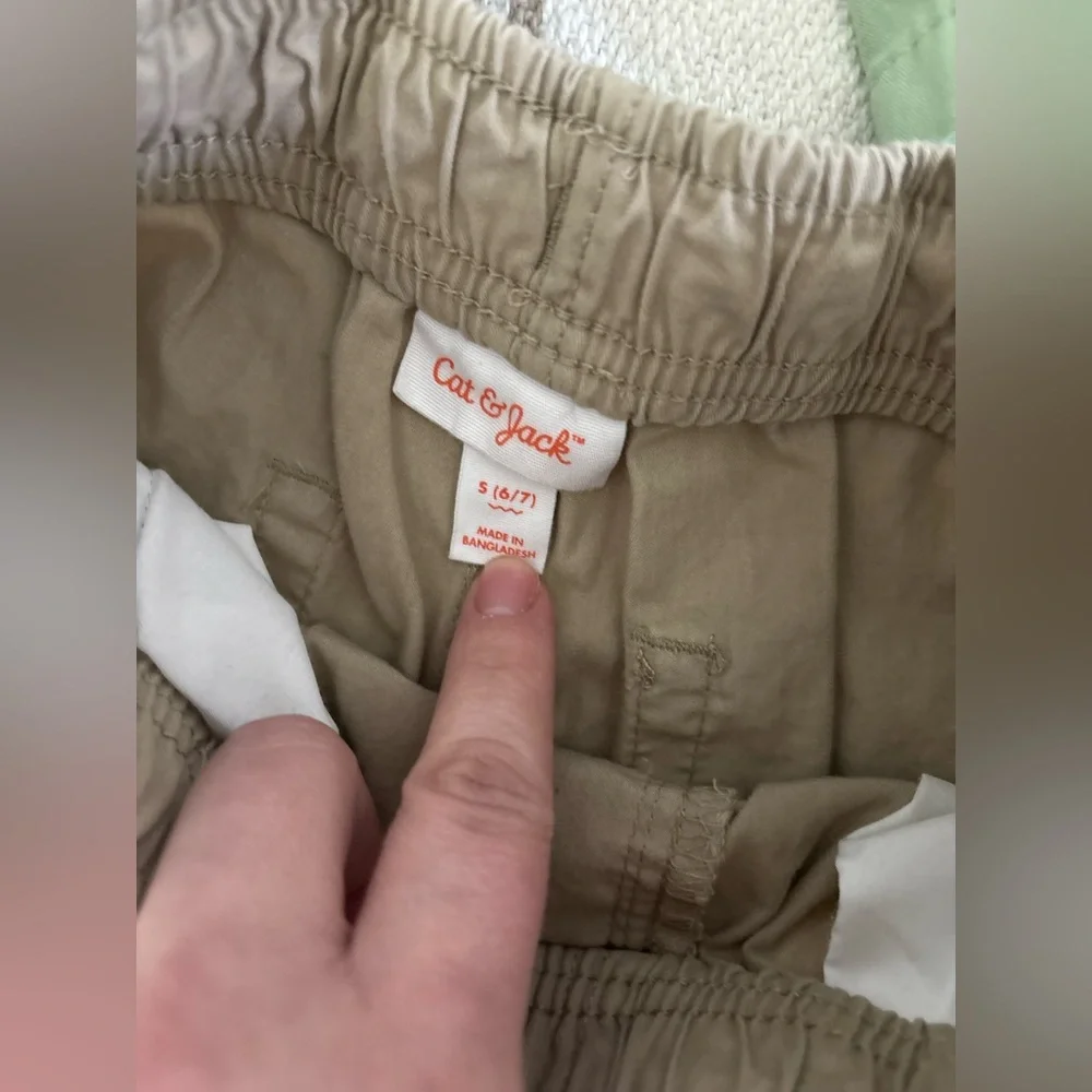 Cat & Jack Green and Tan Drawstring Shorts Set - Picture 3 of 3